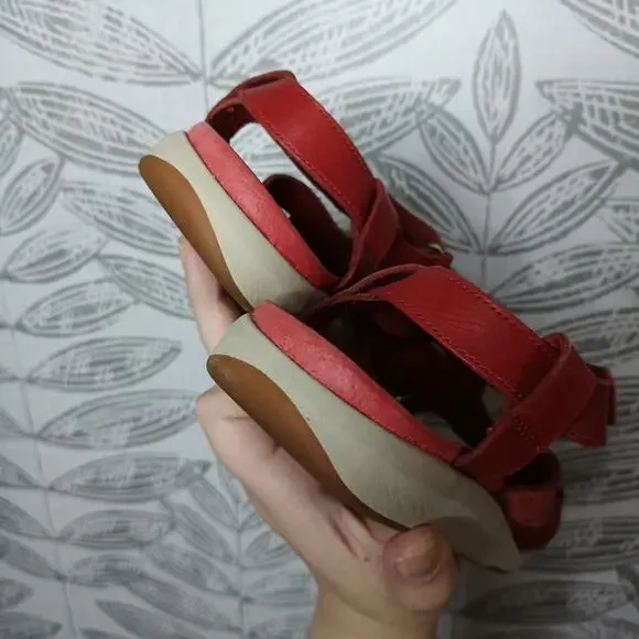 Merrell Kalari Shaw Strap Sandals Red Leather - Picture 5 of 7
